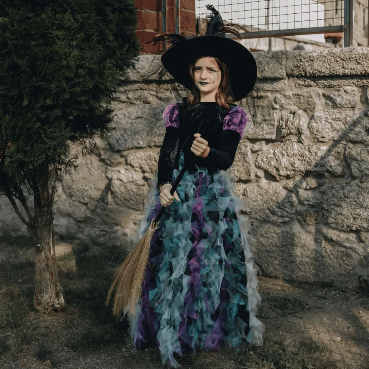 Disfraz de Bruja Agatha para niña